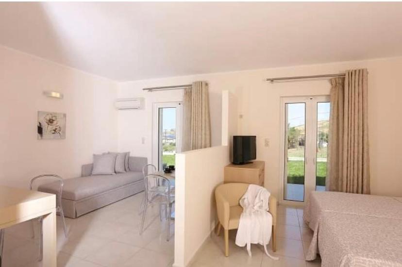 Ammos Suites بلاتي المظهر الخارجي الصورة