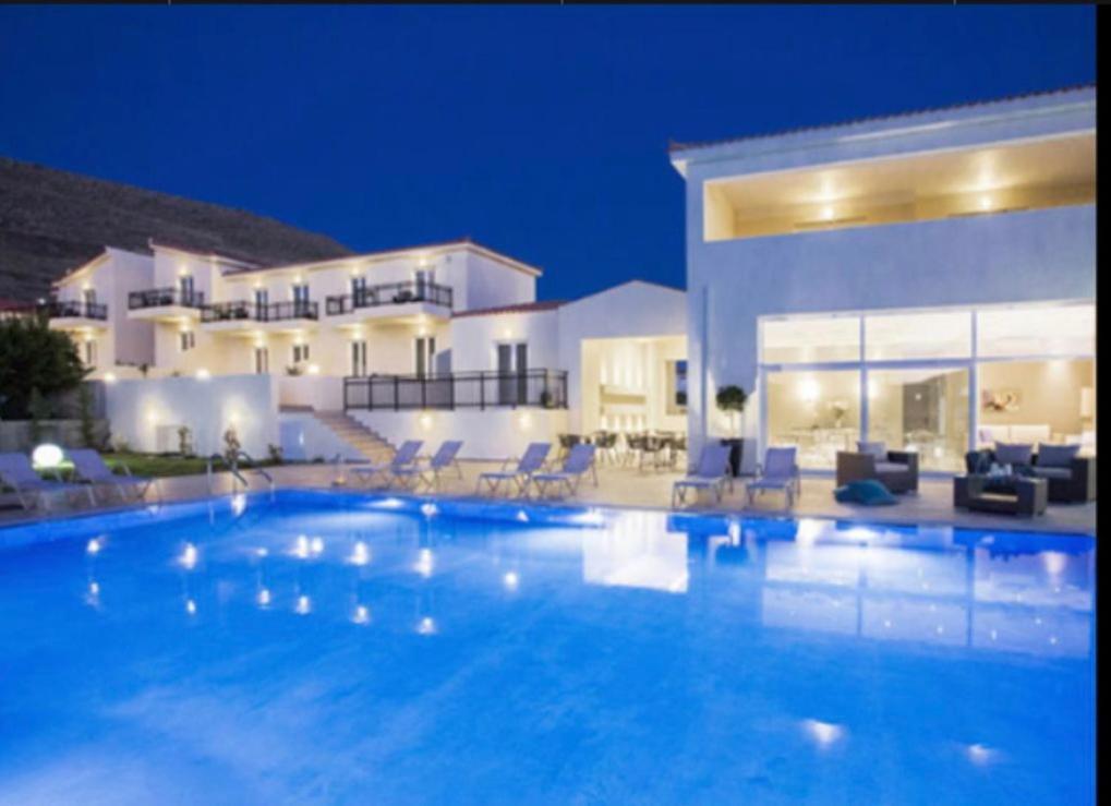 Ammos Suites بلاتي المظهر الخارجي الصورة