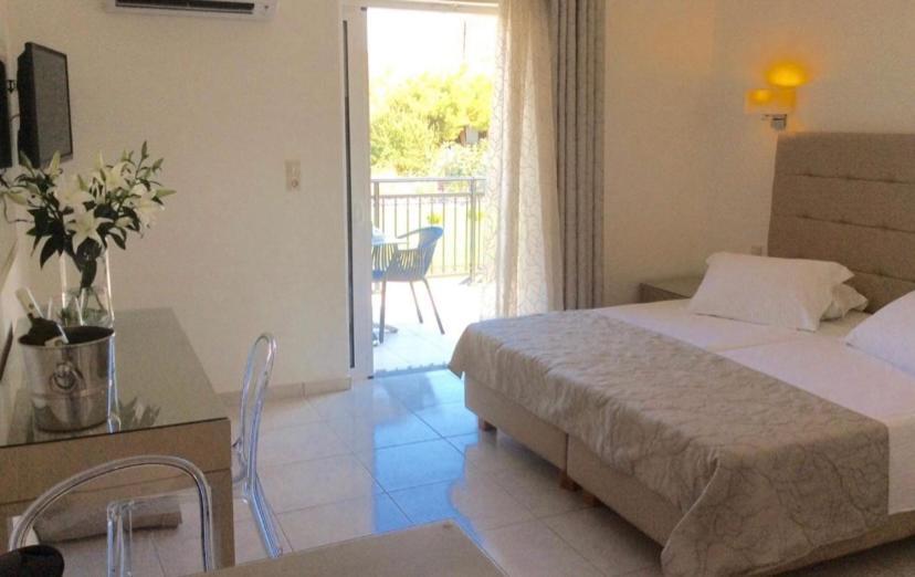 Ammos Suites بلاتي المظهر الخارجي الصورة